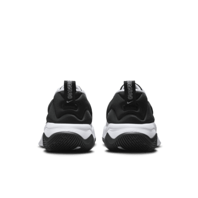 NIKE公式】ヤニス イモータリティ 3 